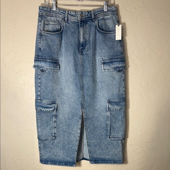 Pilcro denim cargo pocket midi skirt size 12 NWT - Picture 1 of 7